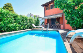 Beautiful home in Massarosa with 3 Bedrooms
